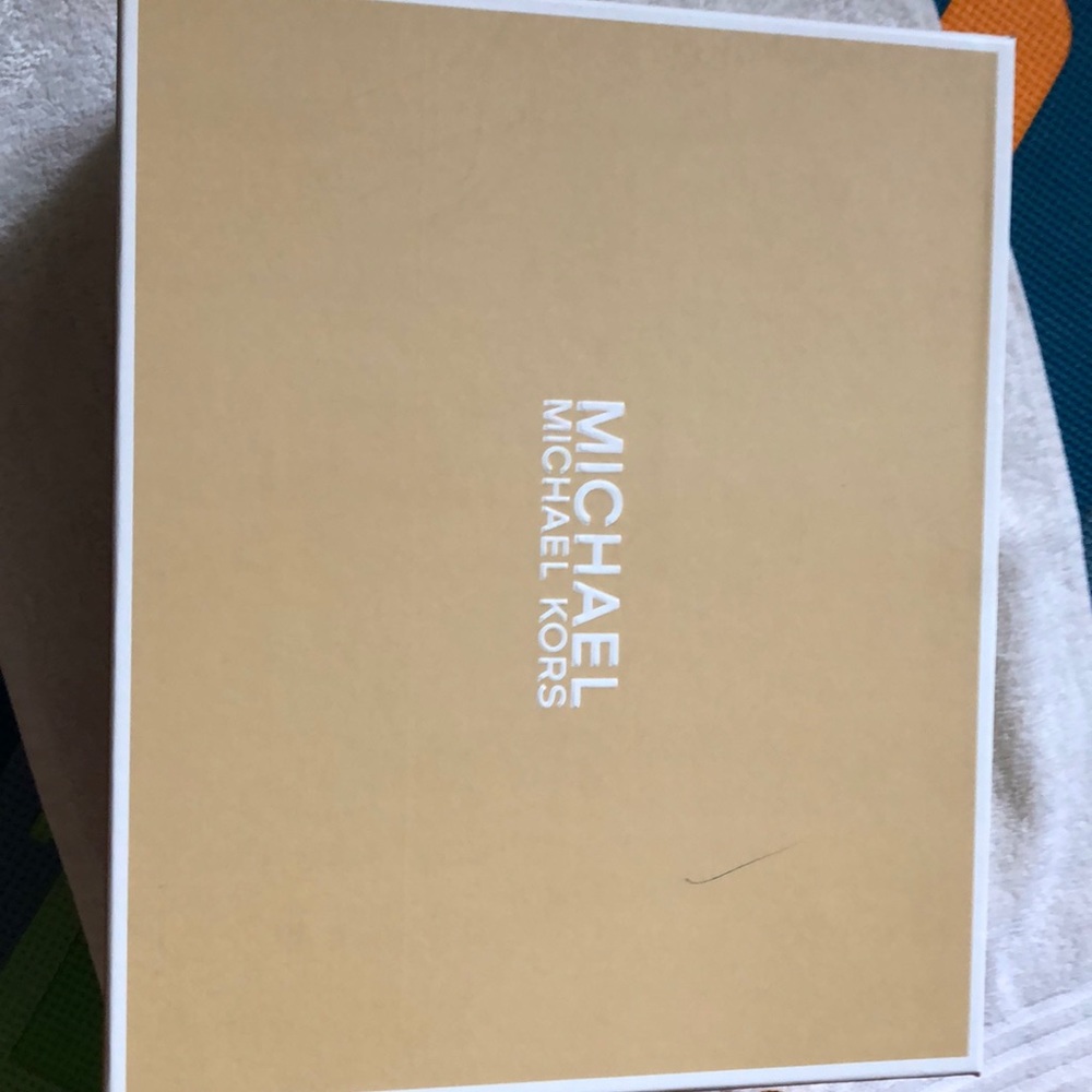 Michael kors shoe box